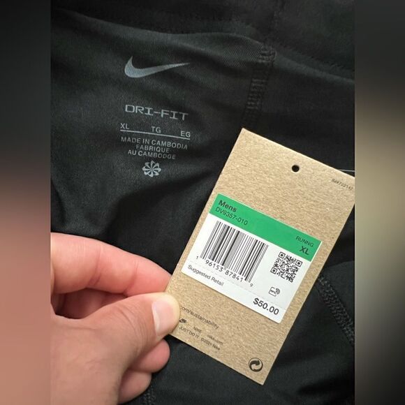 Nike 7" Black Dri-FIT Challenger 2-in-1 Running Shorts - Picture 9 of 13